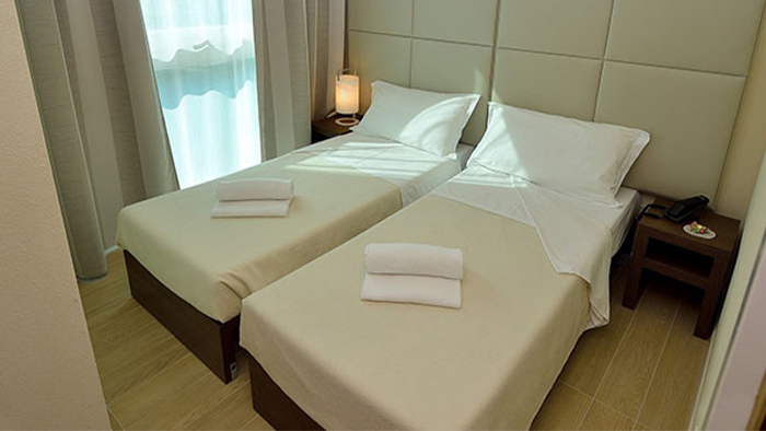 Venice-Hotel-San-Giuliano-bedroom