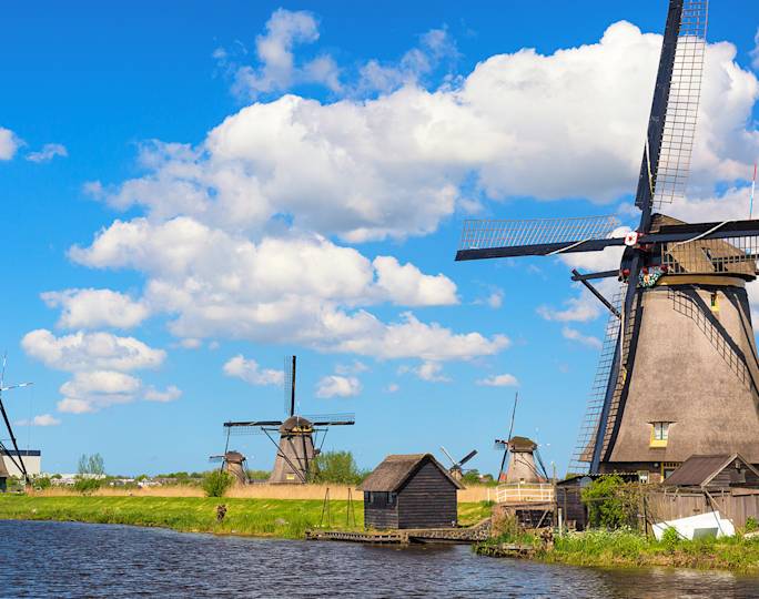 visit-the-kinderdijk-windmills-included-experience