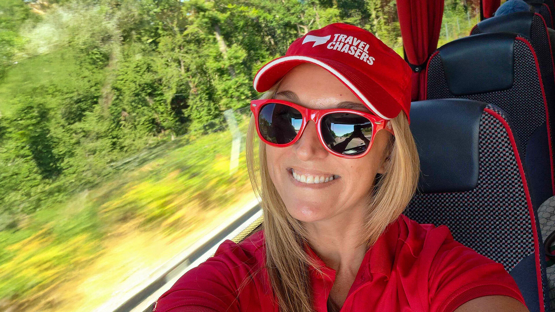 travel-chasers-tour-leader-laura