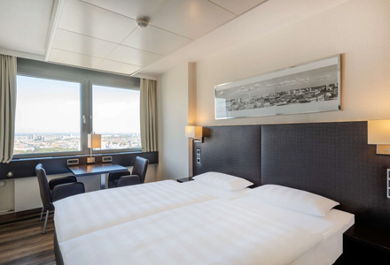 park-inn-radisson-berlin-alexanderplatz