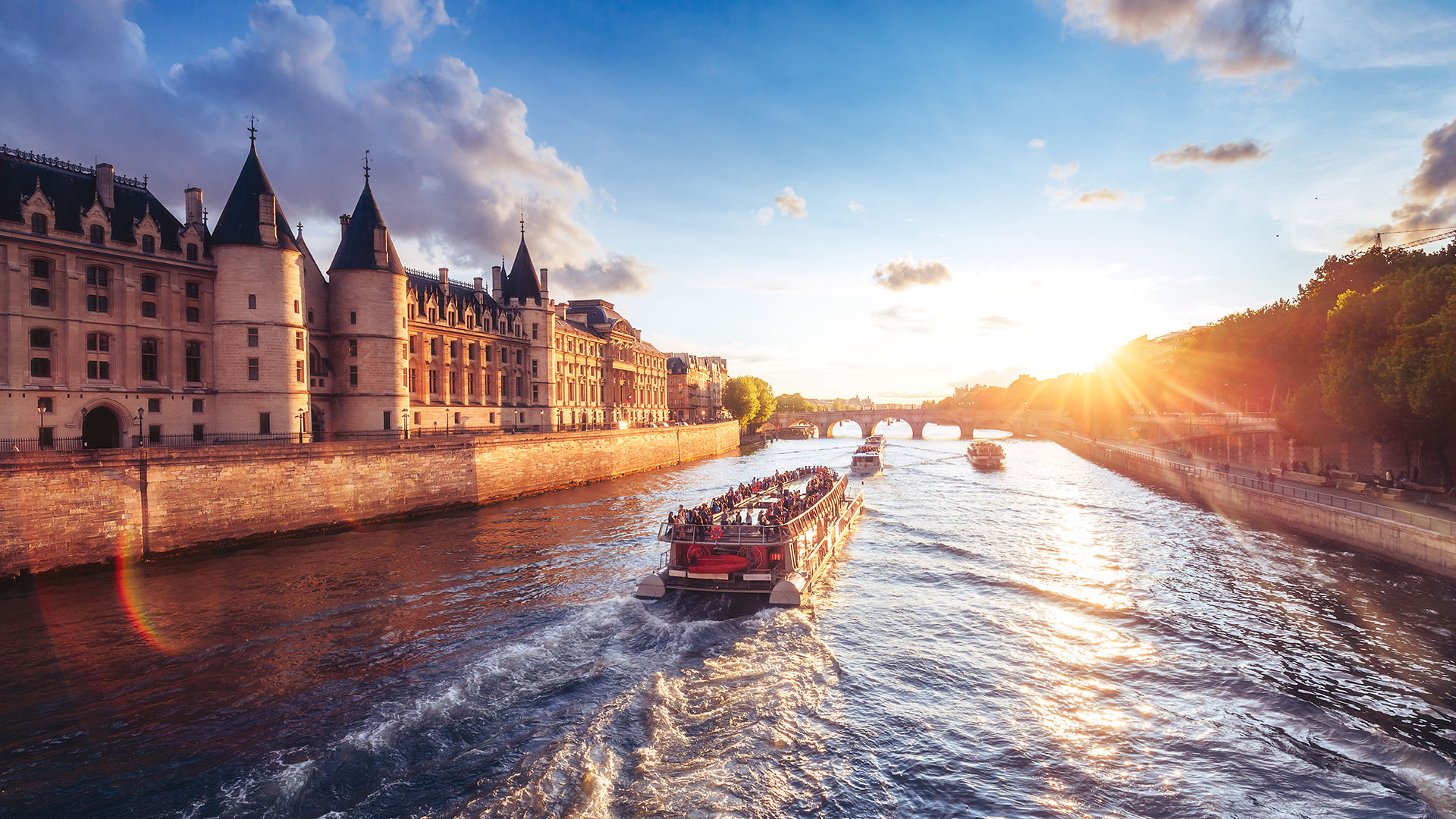 Paris-France-Seine-River-Cruise