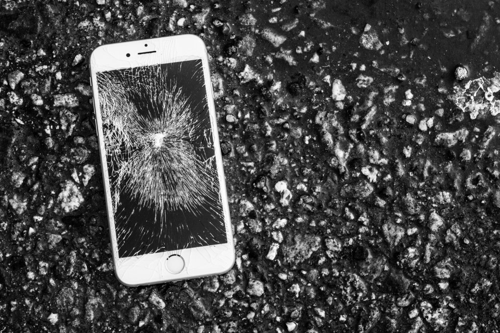 iPhone näyttö rikki