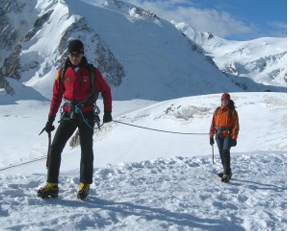 corda tesa su ghiacciaio