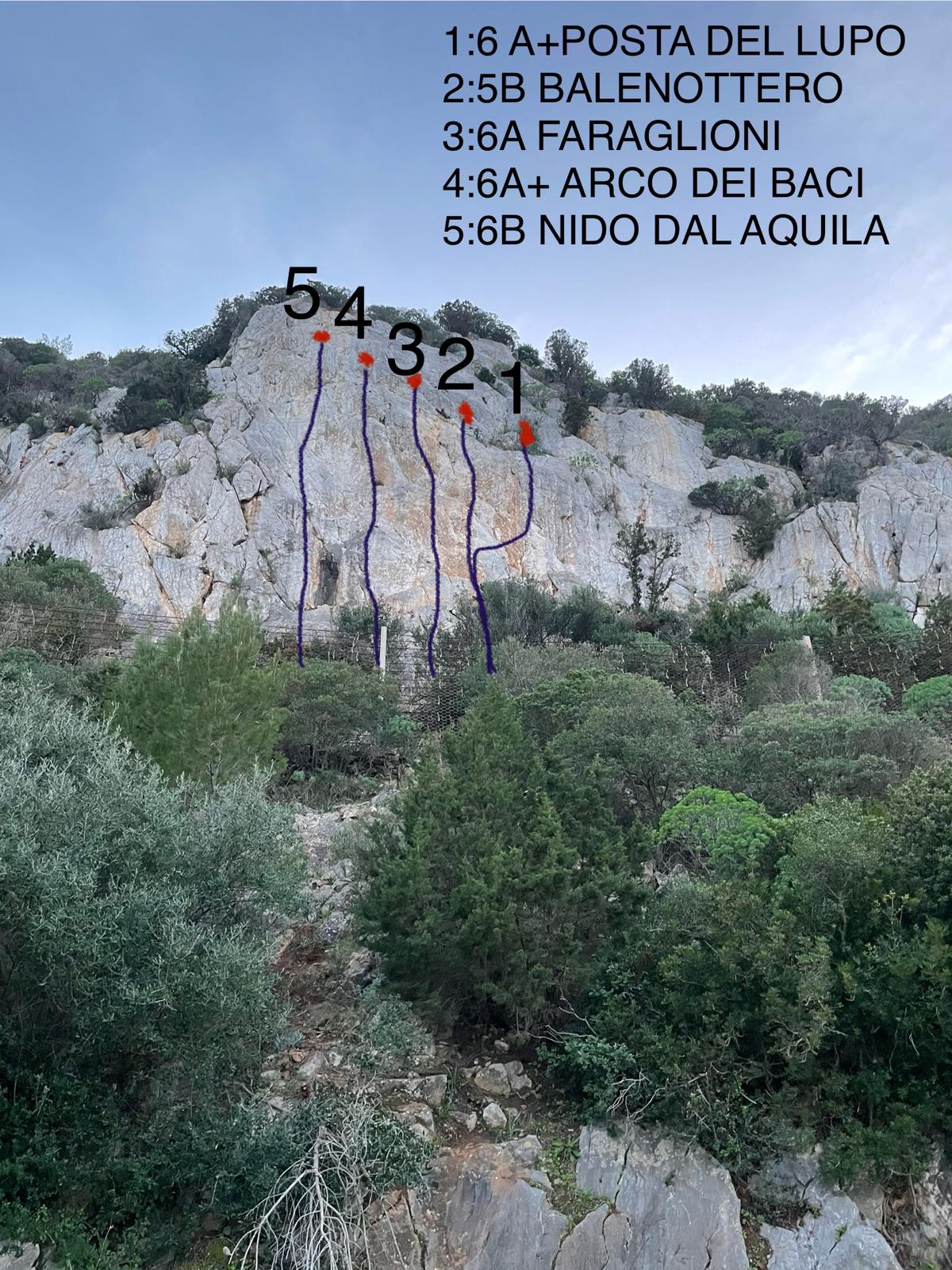 Petit Paris, lato destro, arrampicata Buggerru. Sardinia