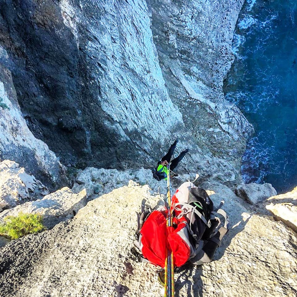 Calata  a Bacu Padente. Abseiling in Bacu Padente