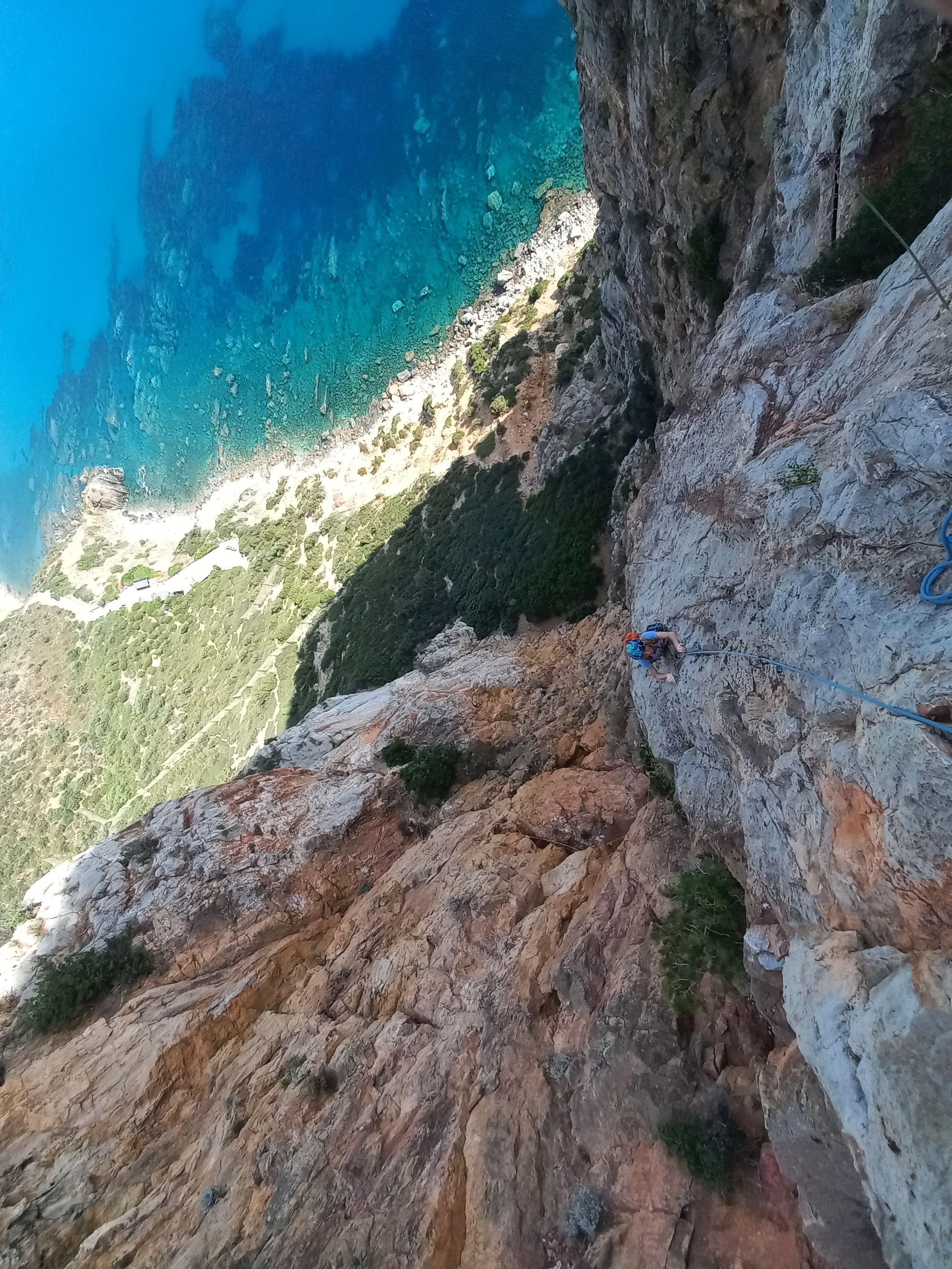 Via d'arrampicata Nido d'amore, Masua