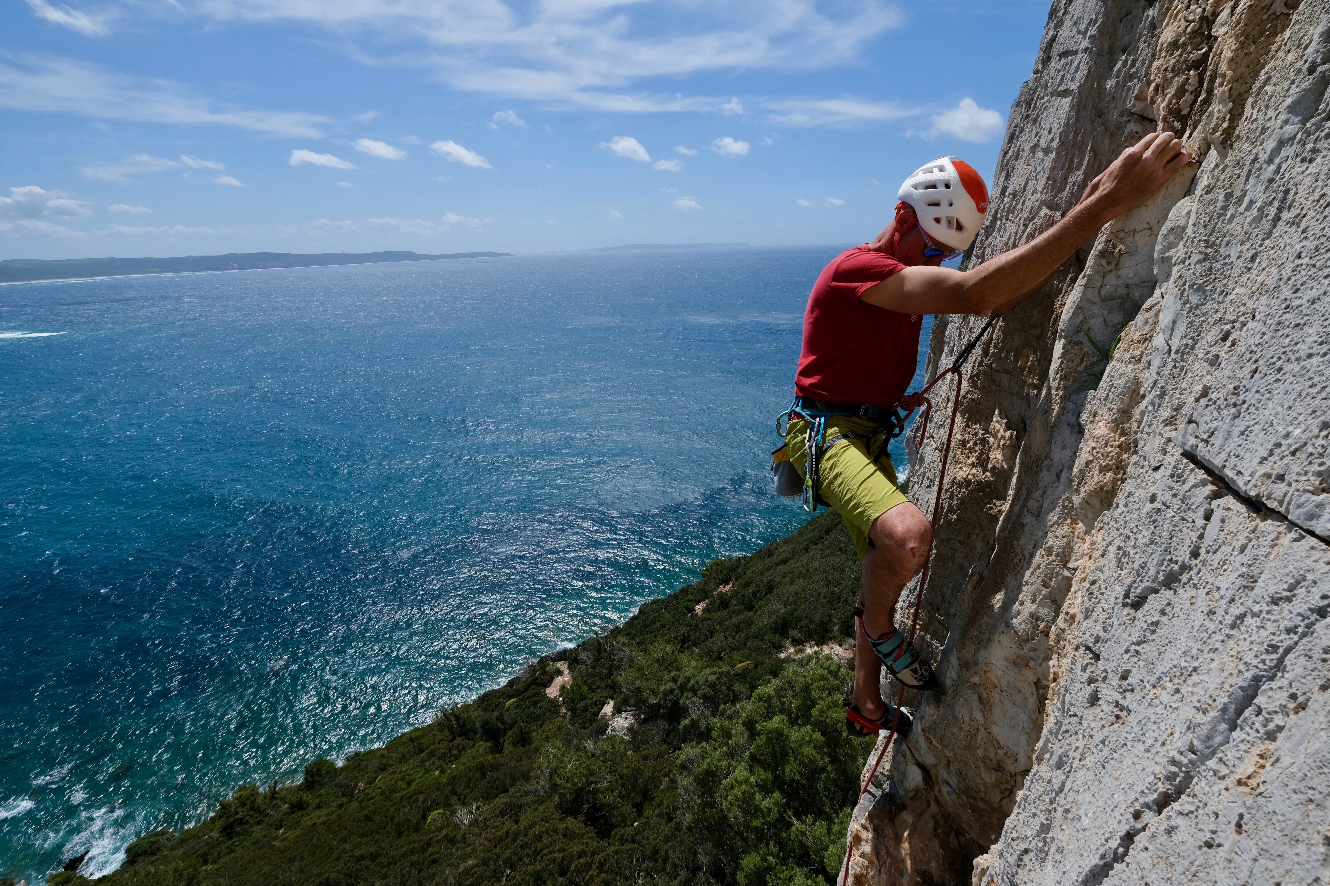 Arrampicata a Masua. Climbing at Masua