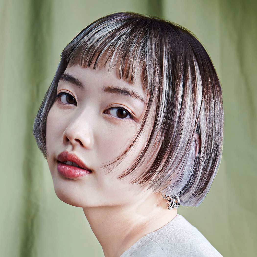 ２色のアースカラーが光と陰影を作る スリークで抜けがある毛流れがボブを新境地へ Shiseido Professional