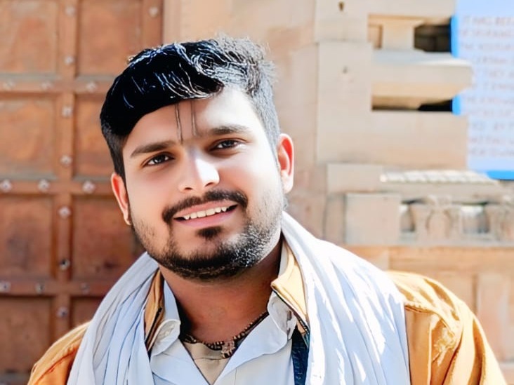 प्रमोद शुक्ला एक अनुभवी पत्रकार और 'खबर4इंडिया' के संपादक 