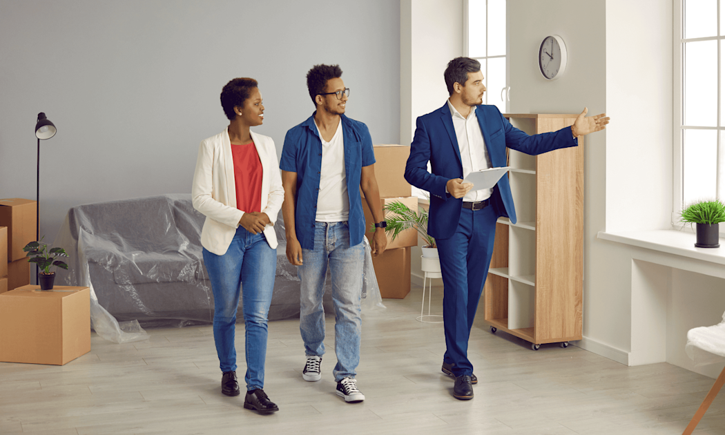Share of first-time buyers sinks to record low