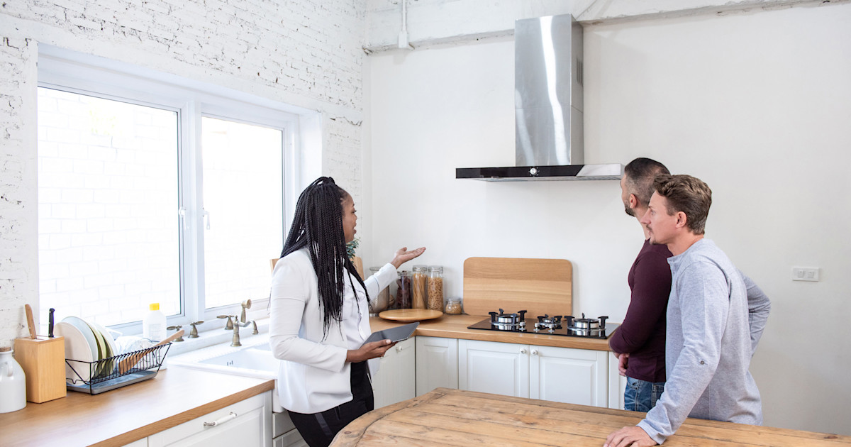 Agents rethink pricing strategies as buyers gain leverage Agents rethink pricing strategies as buyers gain leverage