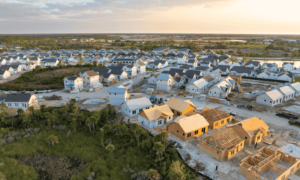 Berkshire Hathaway acquires national home builder in $8.5B deal