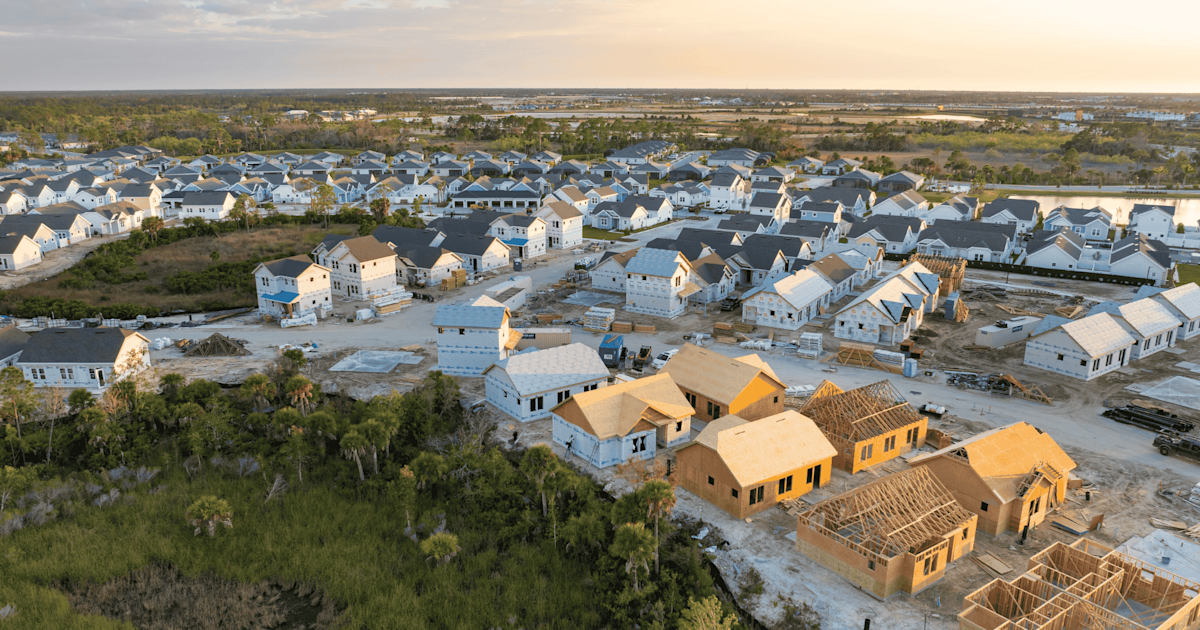 Berkshire Hathaway acquires national home builder in $8.5B deal