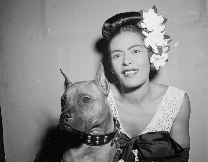 Billie Holiday'in köpeğiyle çekilmiş fotoğrafı