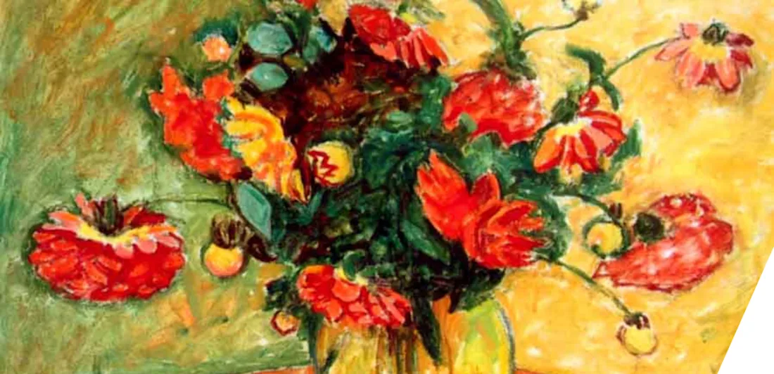 A vase of flowers on a table