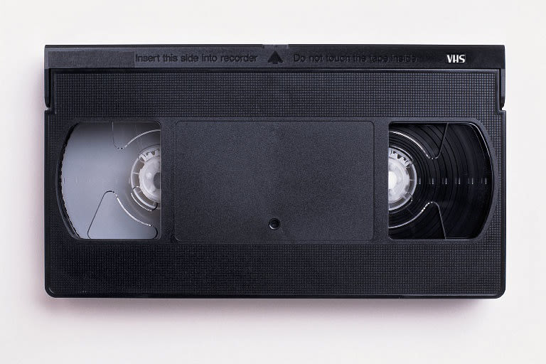 What's the difference between VHS, Beta, Hi8 and DV tapes?