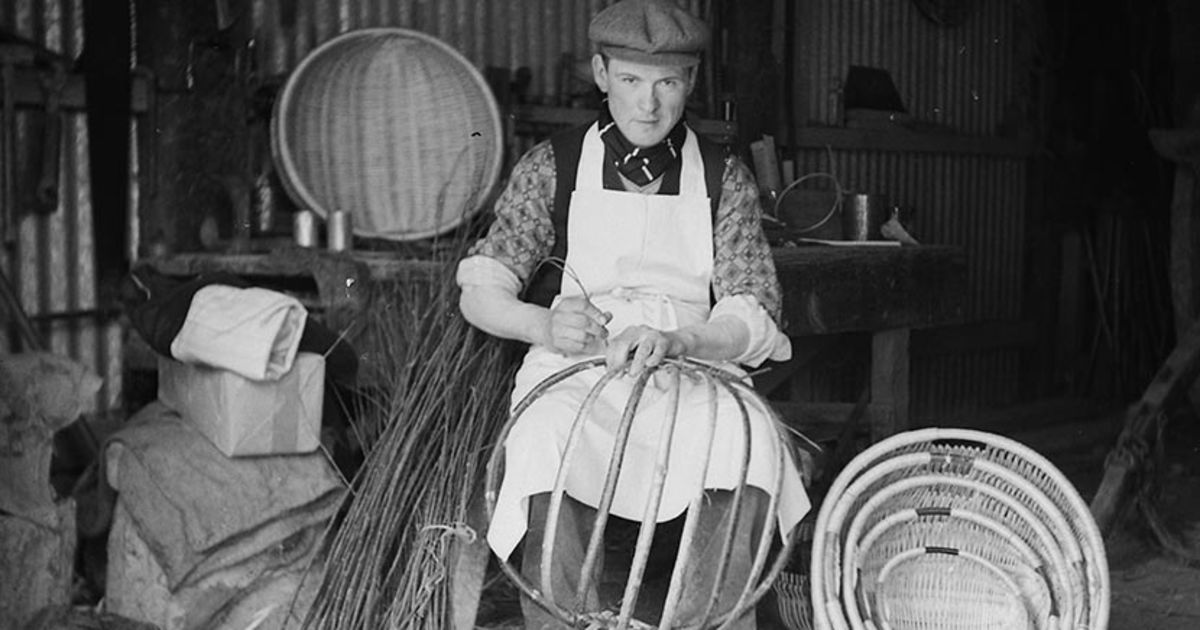 1925 English Rural Life Rural crafts and tradition in Britain | Europeana