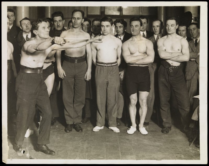 Contestants in a chest-expanding contest in London, 1929
Wellcome Collection. CC BY