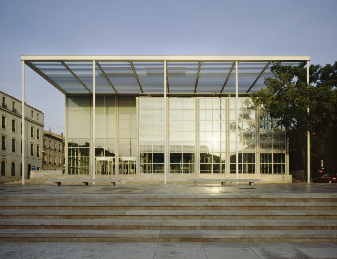 Museum of contemporary art in Nîmes, France designed by British architect Norman Foster
