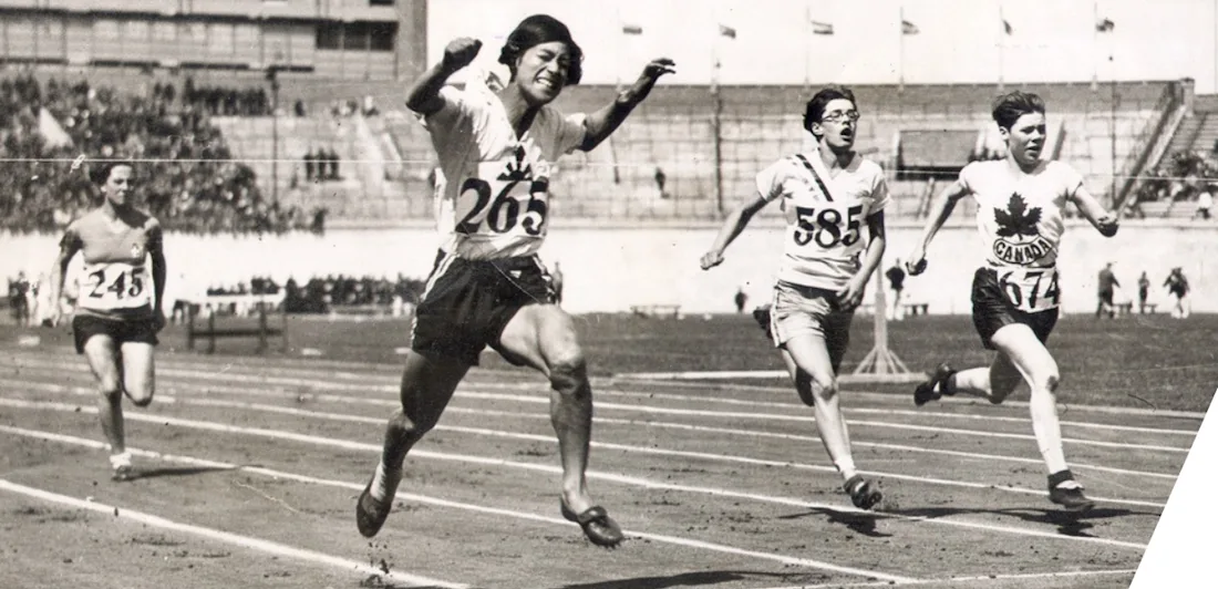 Press photo 1928 Summer Olympics Amsterdam, 1178 finish 3rd series 100 m won by Hitomi JPN with Bell CAN second