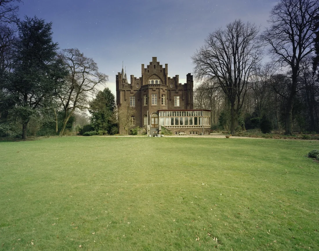 colour photograph of a castle 