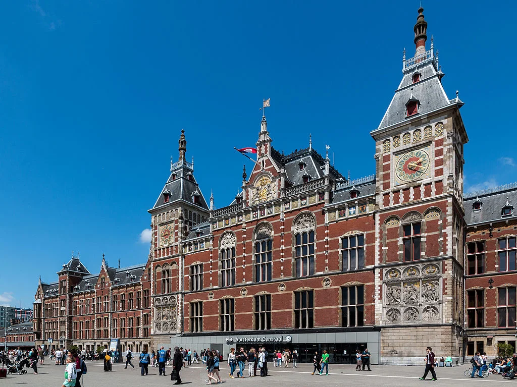 colour photograph of Amsterdam Centraal