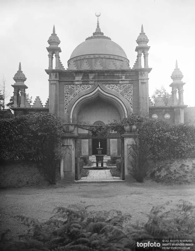 black and white photograph of the Shah Jahan mosque building