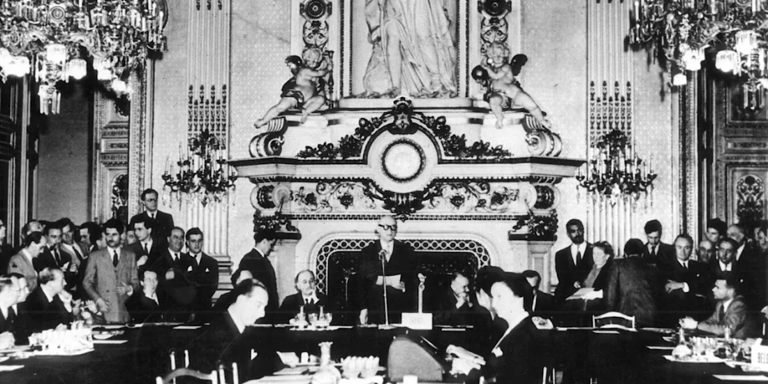 Robert Schuman delivering his declaration