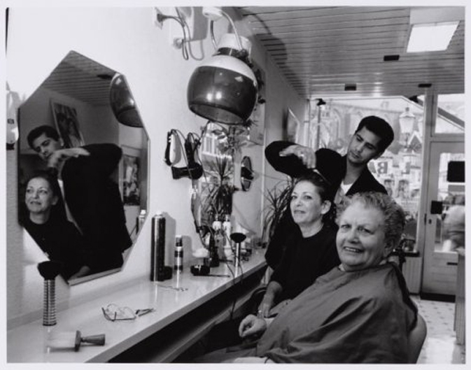 Photographs of vintage Hair Styling | Europeana