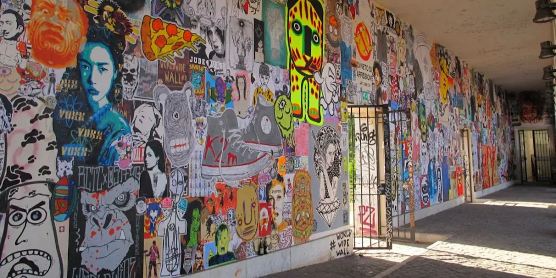 A grafittied wall