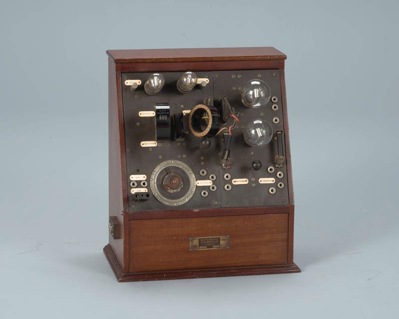 First Radio Receiver Panasonic's First Radio Launched In 1931