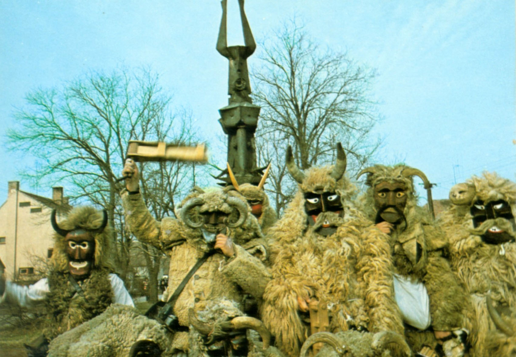 Busó-walking of Mohács | Europeana