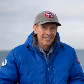 Headshot of Dr. Steven Amstrup