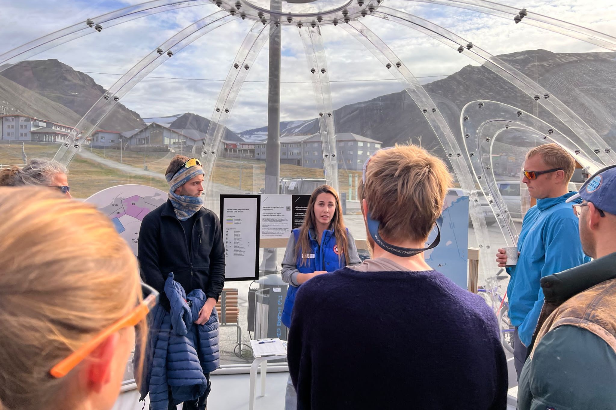 Ambassador Larissa Thelin with guests at the Ice House in Svalbard