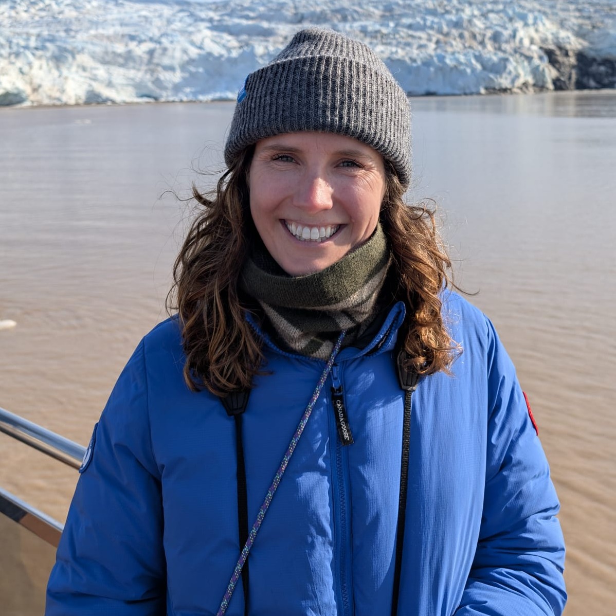 Annie Edwards headshot