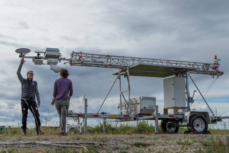 Mobile radar tower outfitted with SpotterRF radar technology