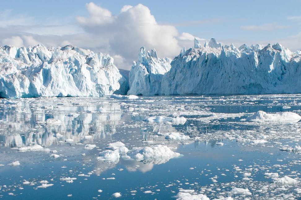 Ice caps and still sea ice