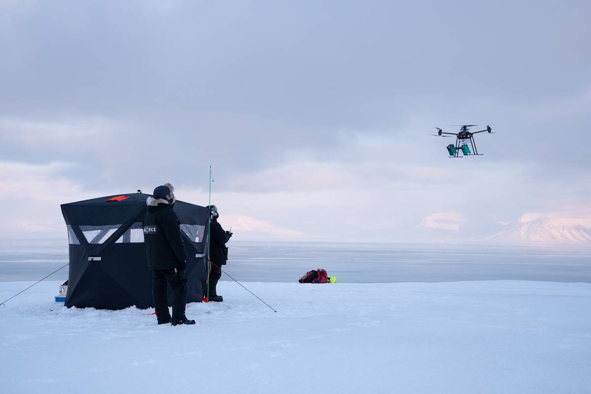 The NORCE team does a radar test with the drone