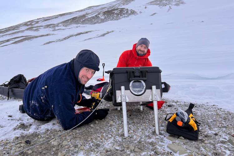 Geoff York and Christian Zoelly in Svalbard with the Den Cam