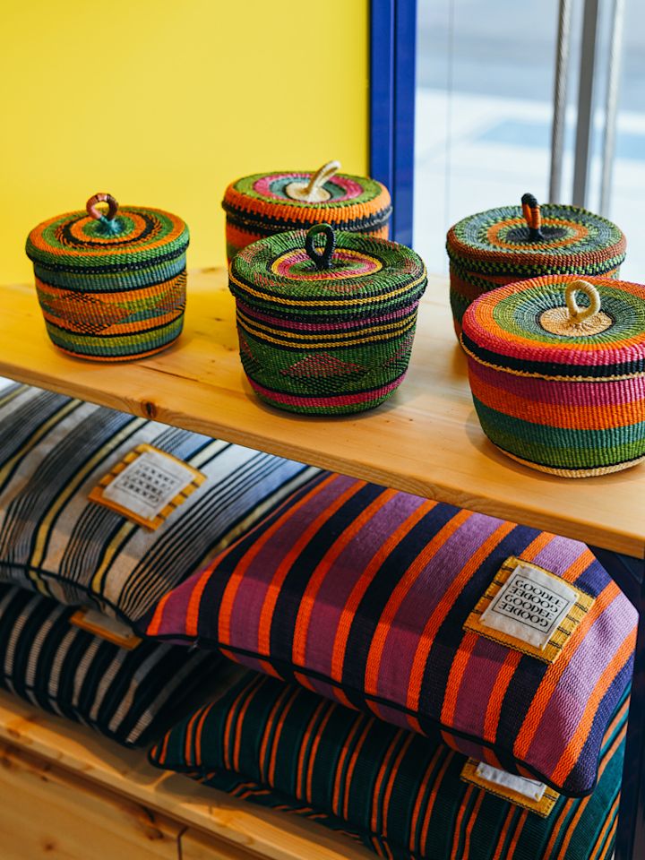 Pièces fabriquées à la main sur Baba Tree et Goodee x Ethical Fashion Initiative originaire d'Afrique 