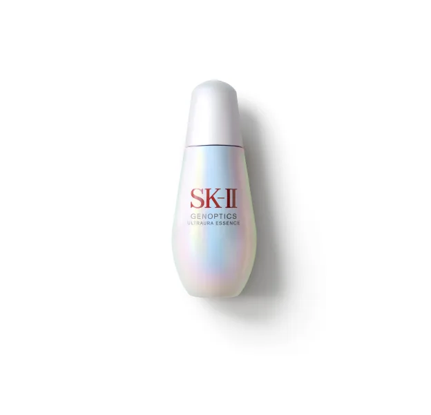 SK-II's No.1  Brightening Essence For Ultimate  Aura From Inside Out