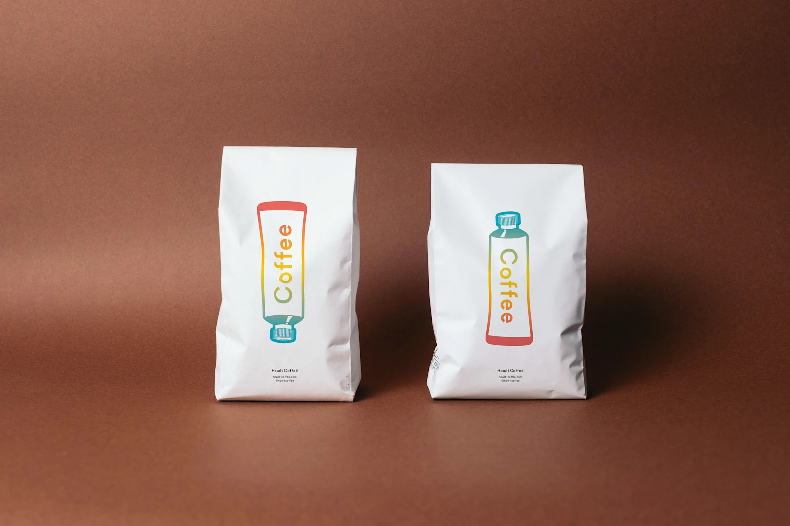 Howlt Coffee's coffee bean package.