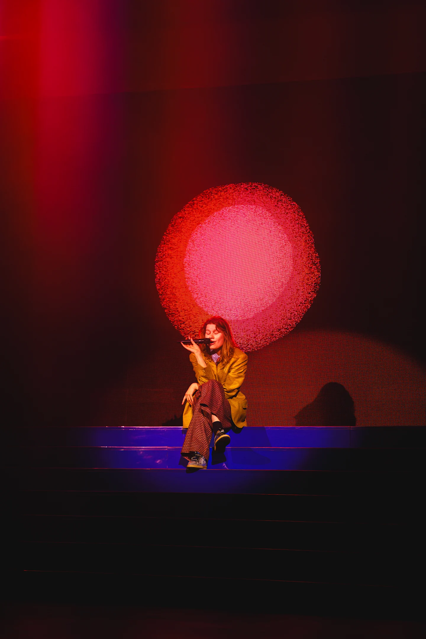 girlInRed-15