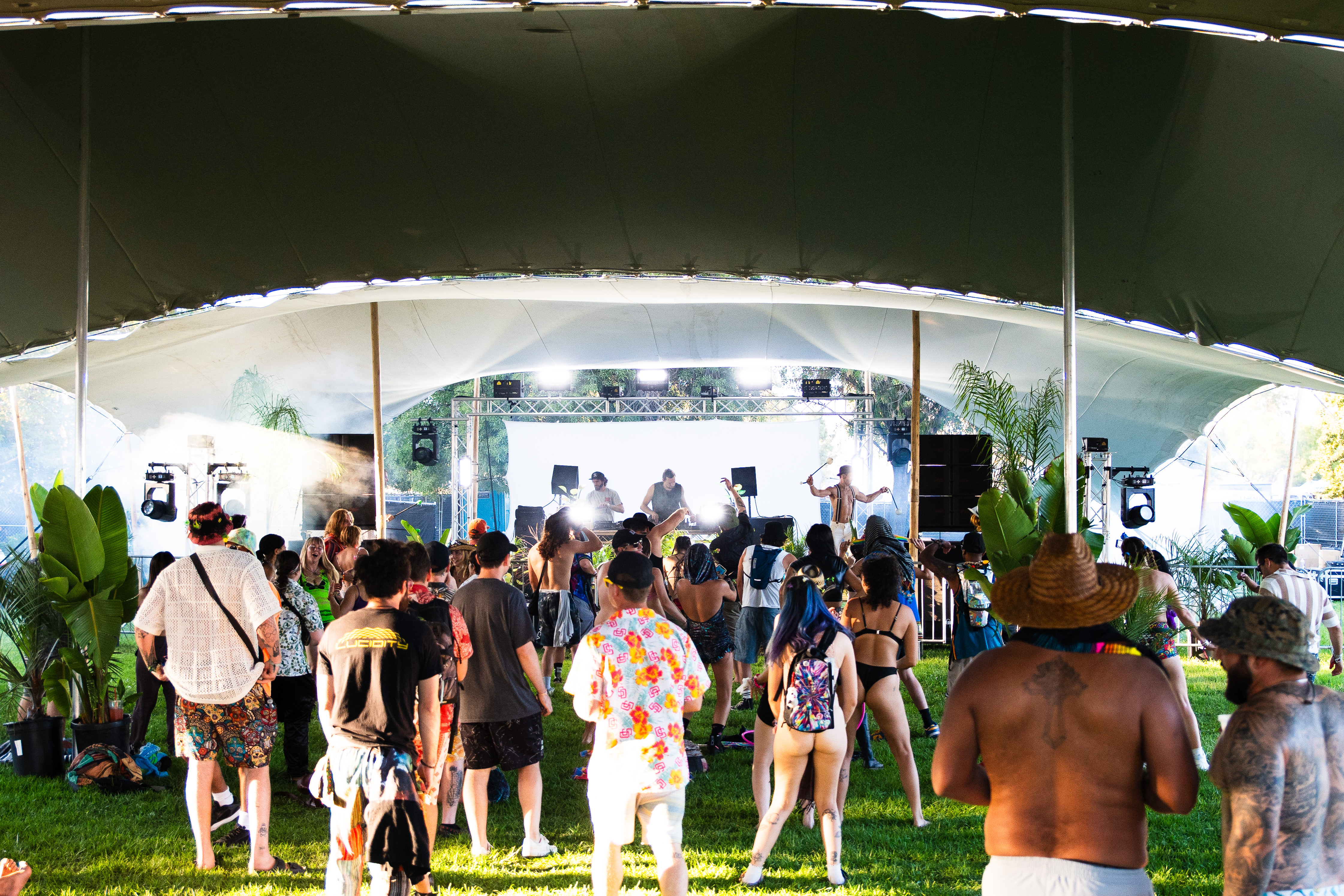 SSBDCrowdAndFest-23
