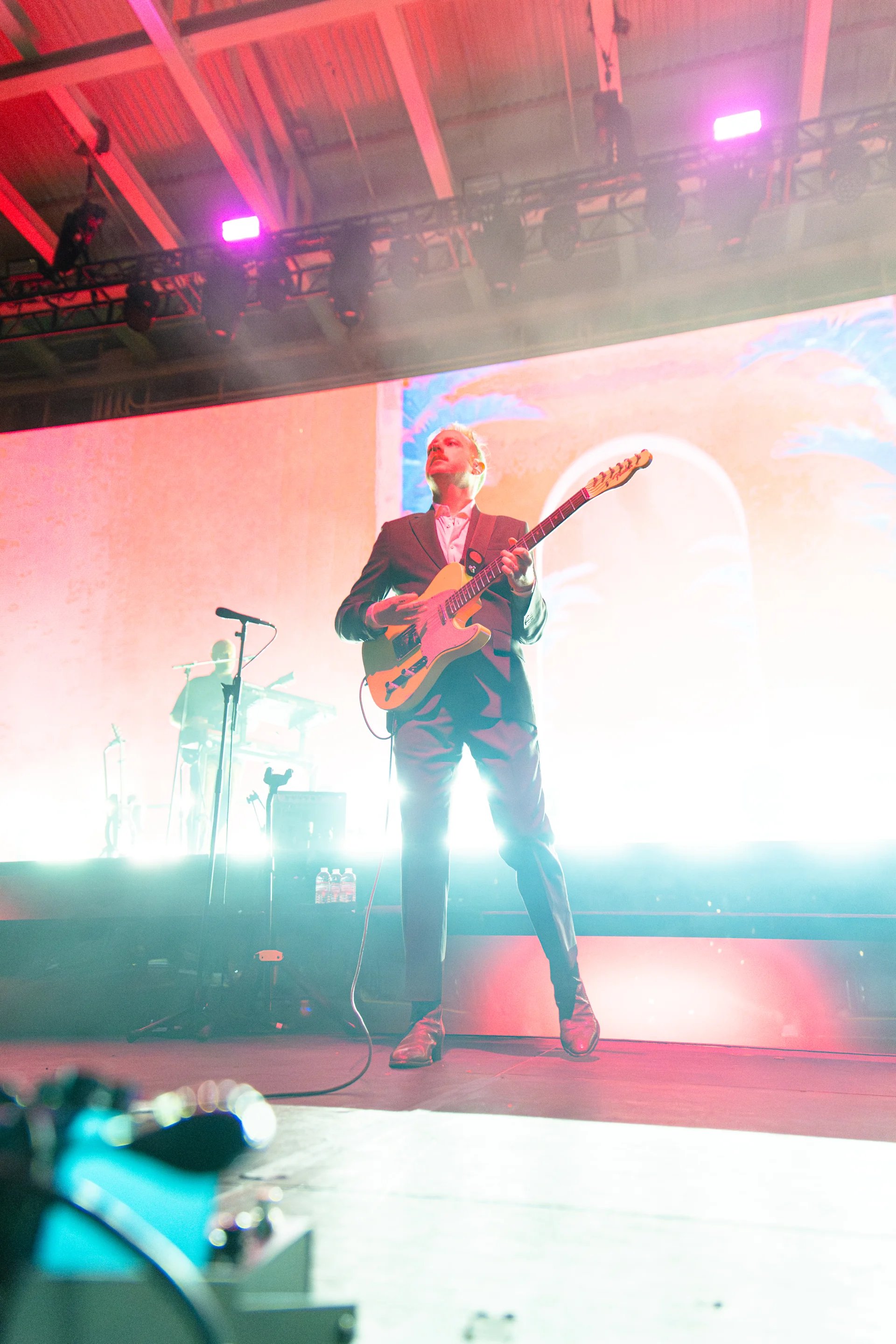 twoDoorCinemaClub-10