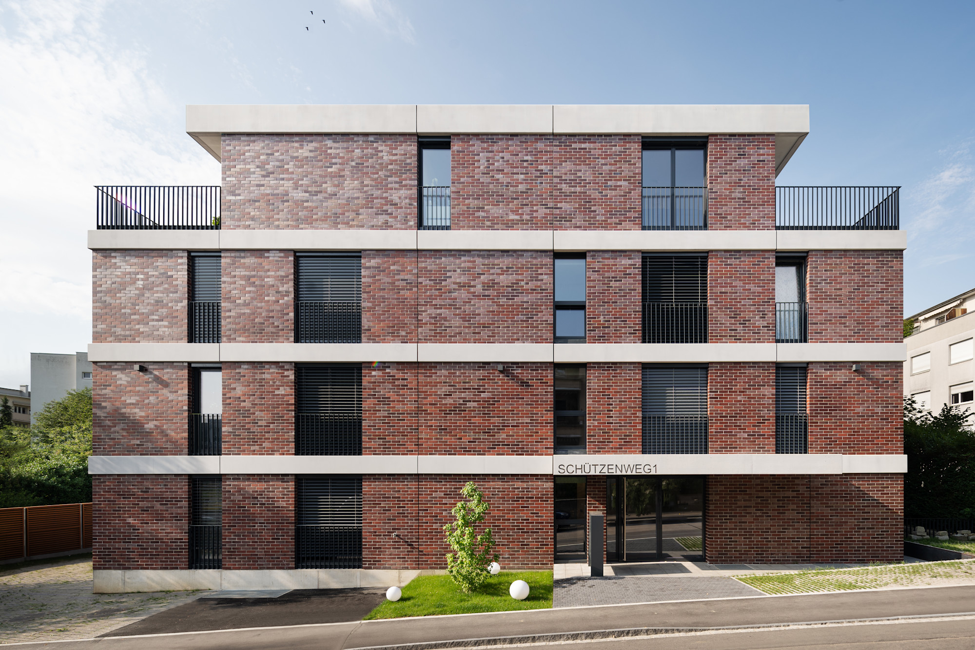 Binningen Schützenweg Aussen 02