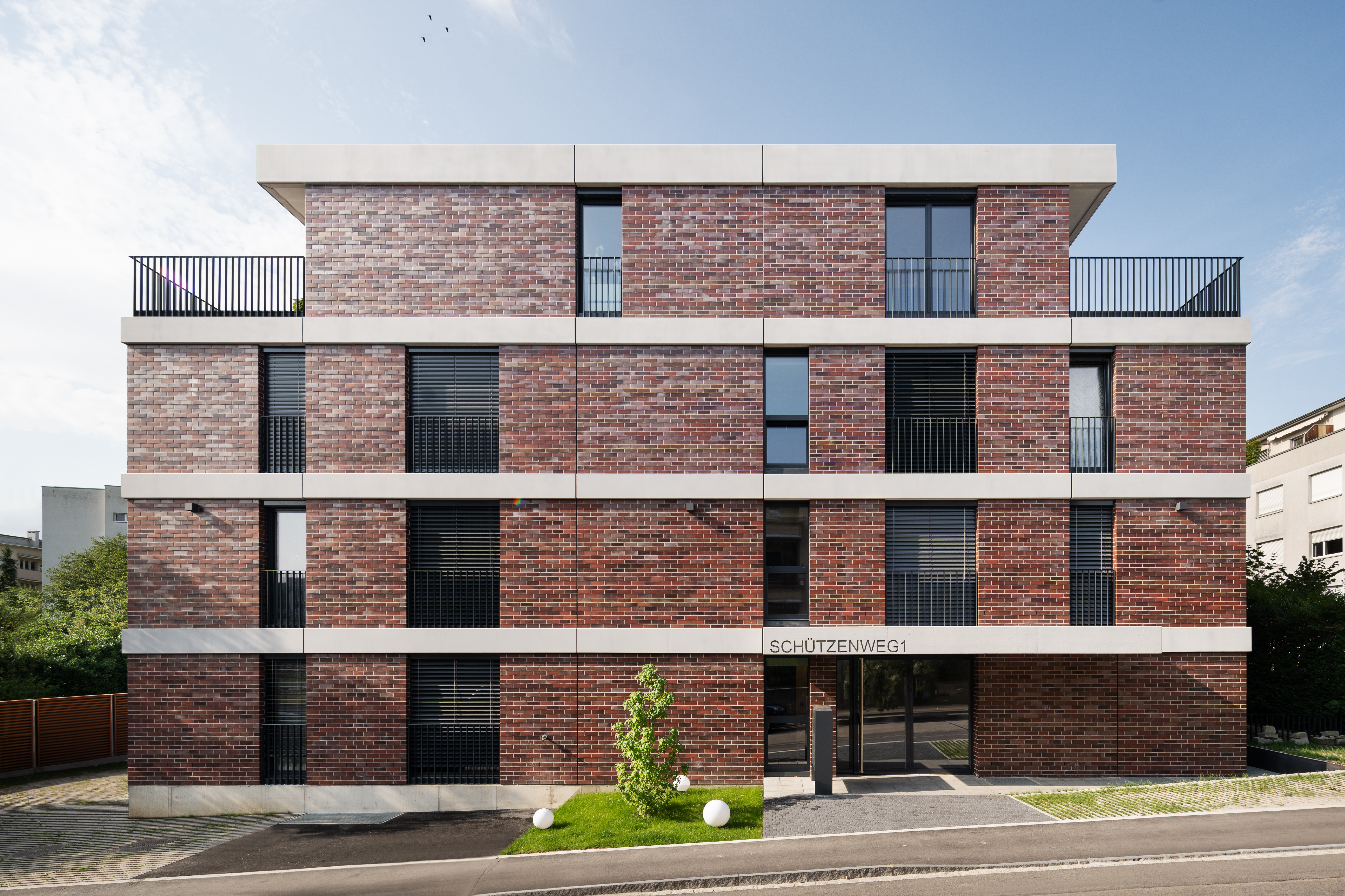 Binningen Schützenweg Aussen 02