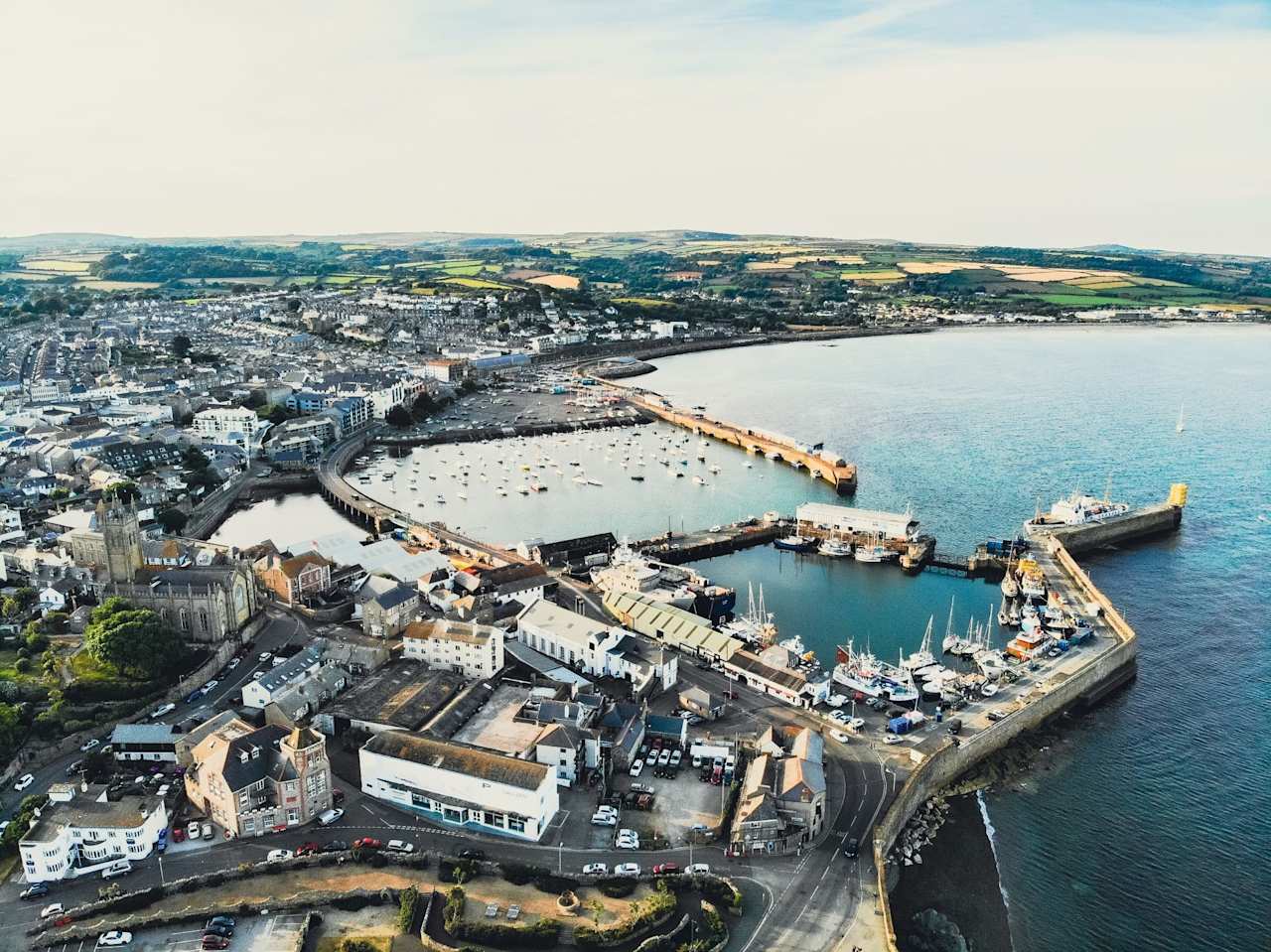 where-to-stay-in-cornwall-with-family-plum-guide