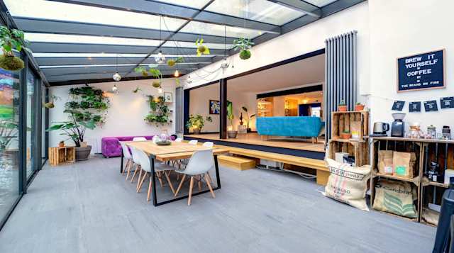 The Entertainer, Plum Guide home in Paris