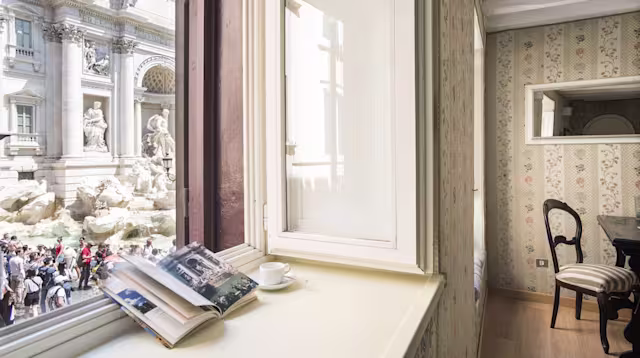 Sandalwood & Bergamot, Plum Guide home in Rome, Italy